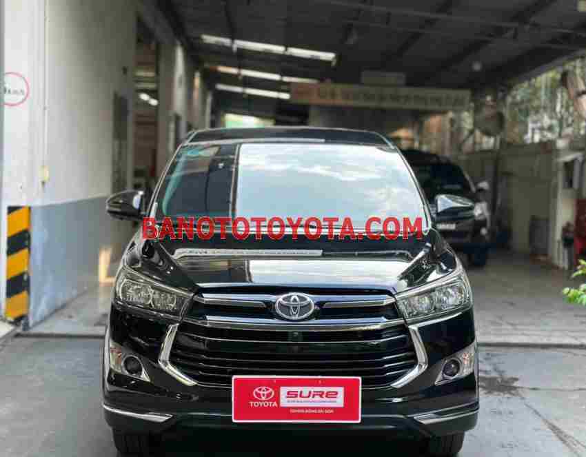 Cần bán Toyota Innova 2.0 Venturer Máy xăng 2019 màu Đen