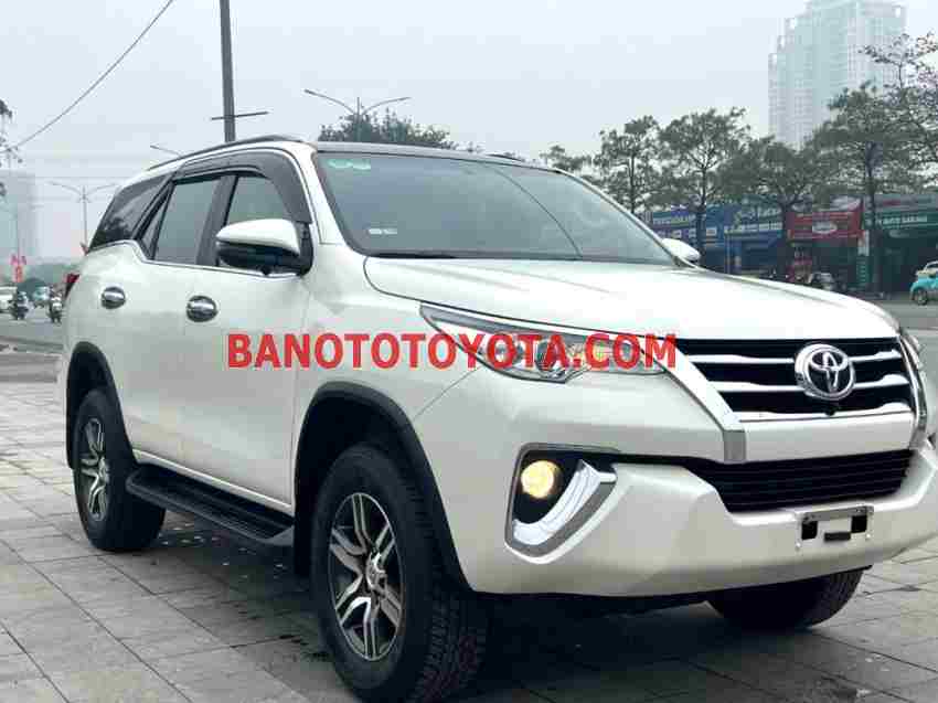 Cần bán gấp Toyota Fortuner 2.7V 4x2 AT năm 2019 giá cực tốt