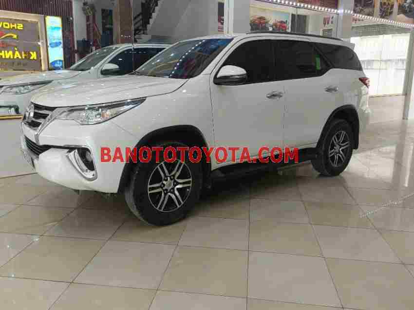 Cần bán gấp xe Toyota Fortuner 2.4G 4x2 AT 2019 màu Trắng