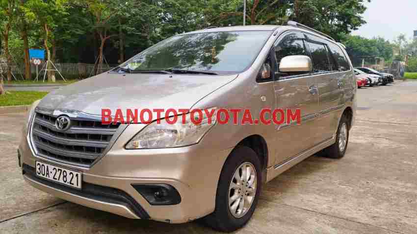 Cần bán xe Toyota Innova 2.0E 2014 Số tay