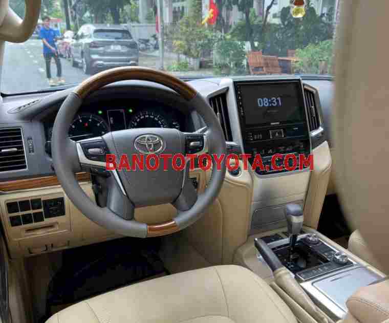 Cần bán Toyota Land Cruiser VX 4.6 V8 2015, xe đẹp giá rẻ bất ngờ