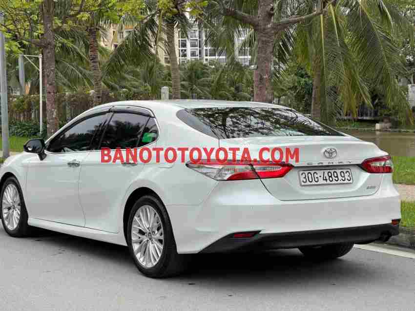 Toyota Camry 2.0G 2020 - Giá tốt