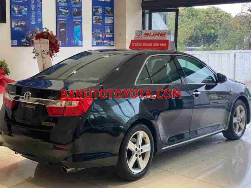 Cần bán gấp xe Toyota Camry 2.5Q năm 2014, màu Đen, Số tự động