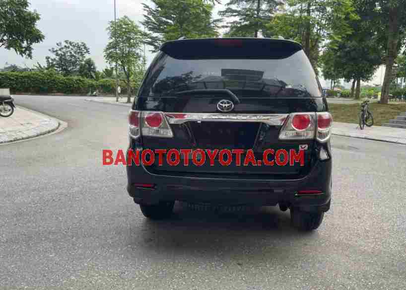 Toyota Fortuner 2.7V 4x2 AT model 2014 xe chuẩn hết ý