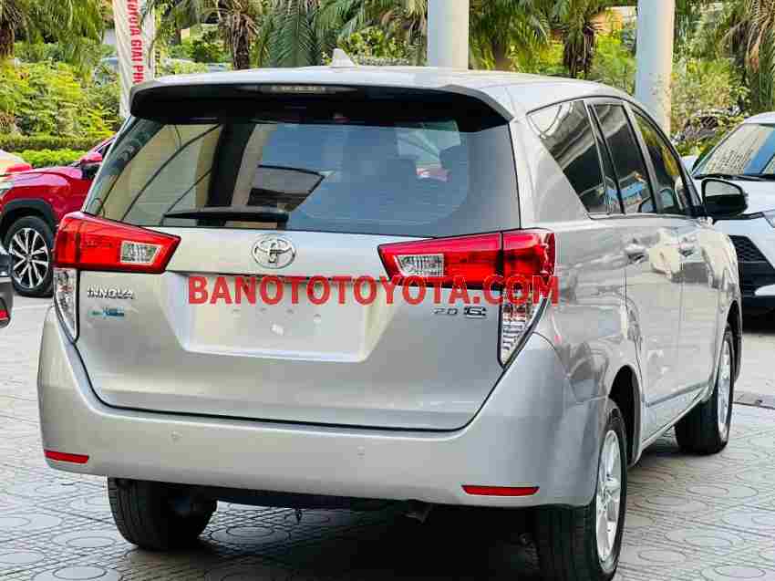 Cần bán xe Toyota Innova 2.0G năm 2020 màu Bạc cực đẹp