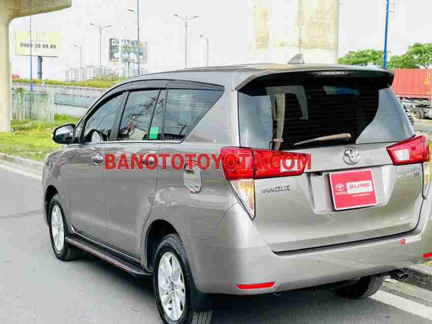 Cần bán gấp xe Toyota Innova 2.0G năm 2018, màu Đồng, Số tự động