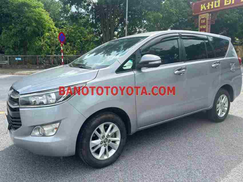 Bán Toyota Innova 2.0E đời 2017 xe đẹp - giá tốt