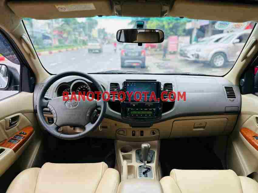 Toyota Fortuner 2.7V 4x4 AT 2011 Số tự động cực đẹp!