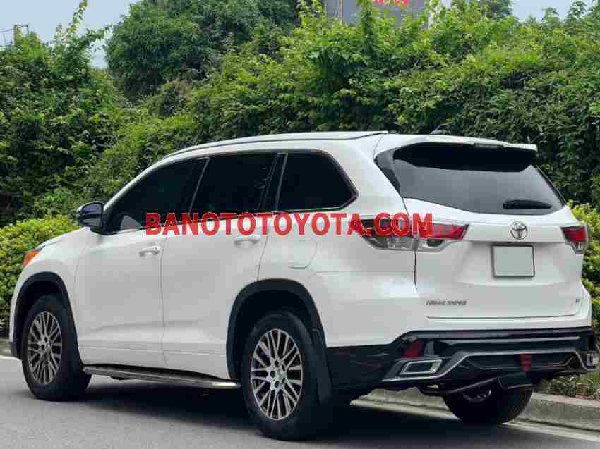 Cần bán nhanh Toyota Highlander LE 2.7 2014 cực đẹp