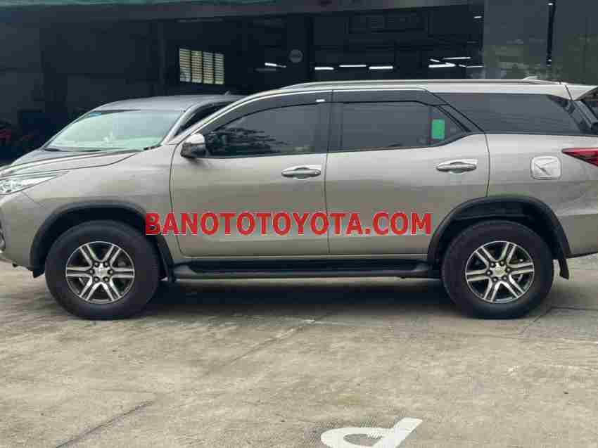 Toyota Fortuner 2.4G 4x2 MT model 2020 xe chuẩn hết ý