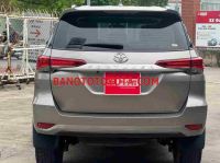 Cần bán gấp Toyota Fortuner 2.4G 4x2 MT đời 2020, màu Đồng
