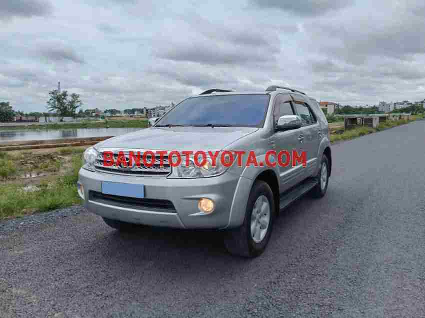 Cần bán xe Toyota Fortuner 2.7V 4x4 AT 2012, xe đẹp