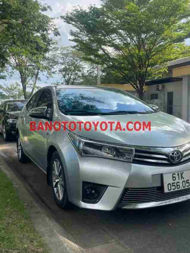 Cần bán Toyota Corolla altis 1.8G MT Máy xăng 2015 màu Bạc