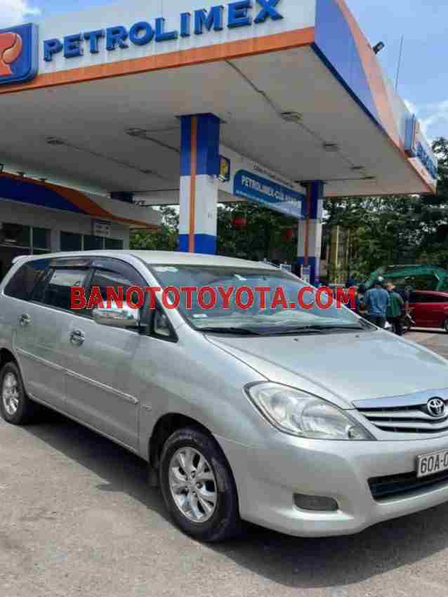 Cần bán gấp Toyota Innova G đời 2007, màu Bạc
