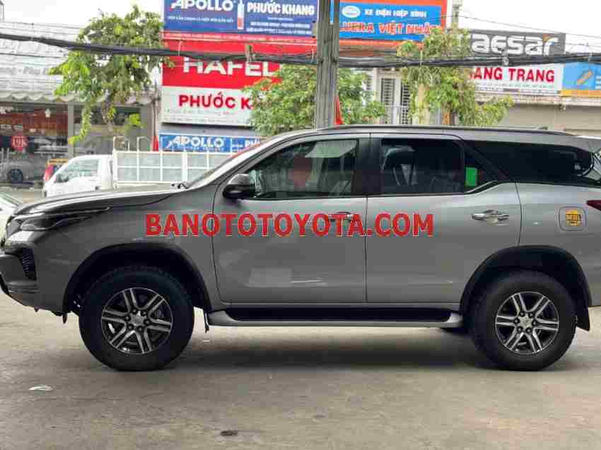 Bán xe Toyota Fortuner 2.4L 4x2 AT sx 2022 - giá rẻ