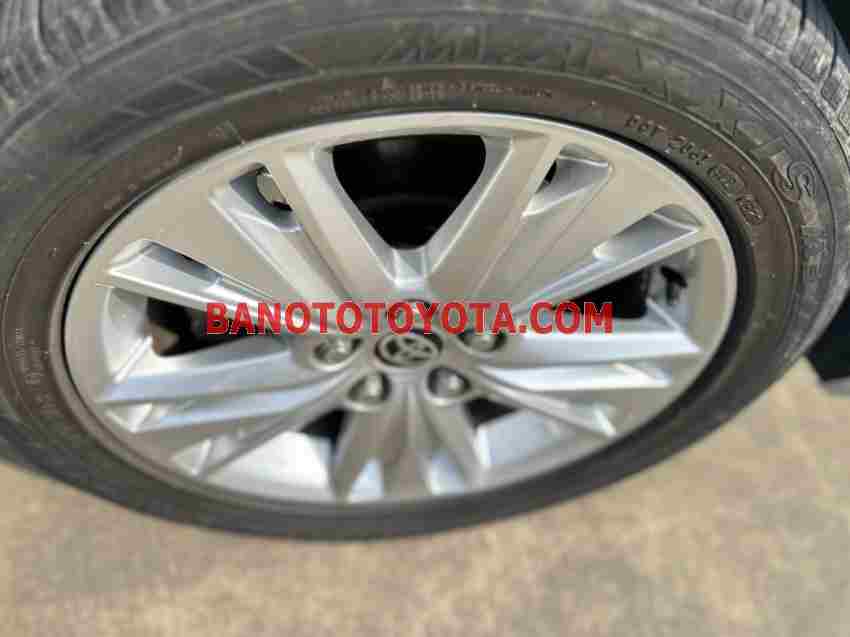 Toyota Innova V 2.0 AT model 2021 xe chuẩn hết ý