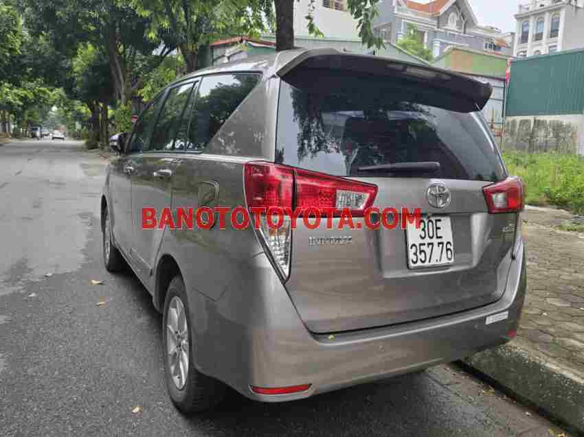 Toyota Innova 2.0E 2016 Số tay giá đẹp