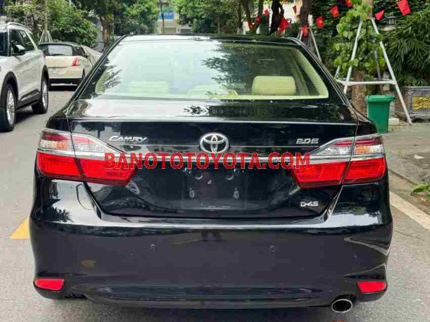 Cần bán xe Toyota Camry 2.0E sx 2016