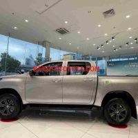 Toyota Hilux 2.4L 4x2 AT 2025 Siêu Đẹp