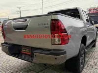 Toyota Hilux 2.4L 4x2 AT năm 2021 cần bán