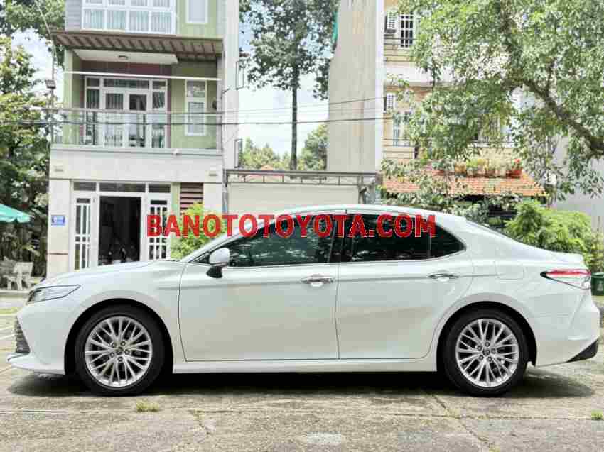 Cần bán nhanh Toyota Camry 2.5Q 2019 cực đẹp
