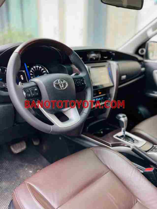 Cần bán nhanh Toyota Fortuner 2.7V 4x2 AT 2020 cực đẹp