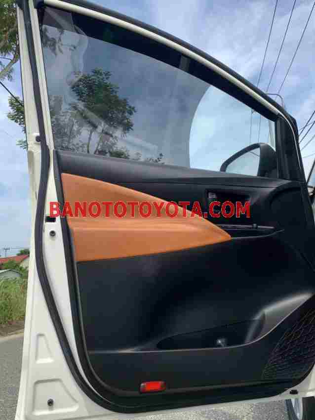 Cần bán xe Toyota Innova 2.0E 2019 Số tay