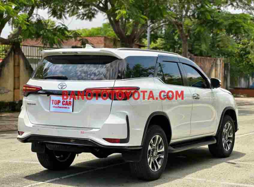 Toyota Fortuner 2.8V 4x4 AT Legender 2021 Số tự động cực đẹp!
