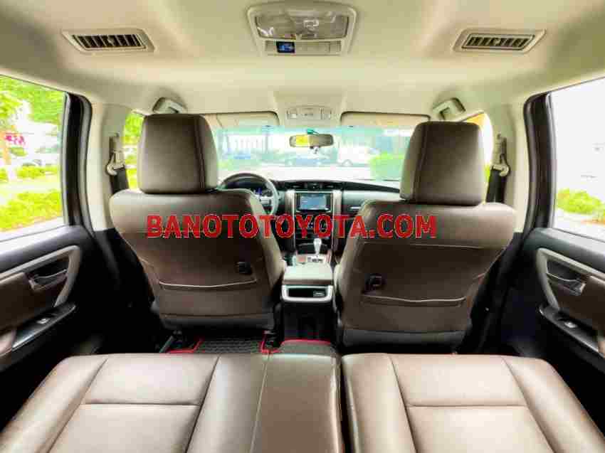 Cần bán nhanh Toyota Fortuner 2.7V 4x2 AT 2018 cực đẹp