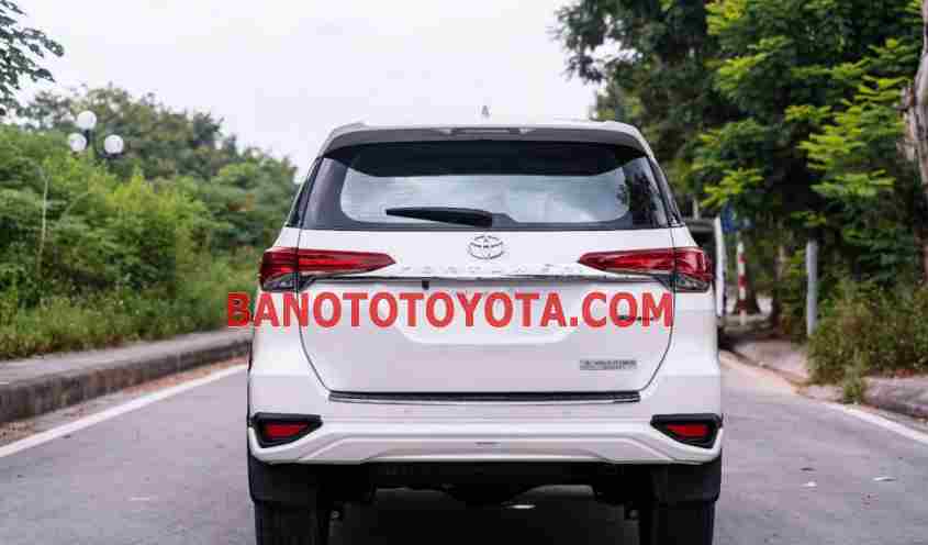 Cần bán gấp Toyota Fortuner 2.7V 4x2 AT TRD đời 2019, màu Trắng