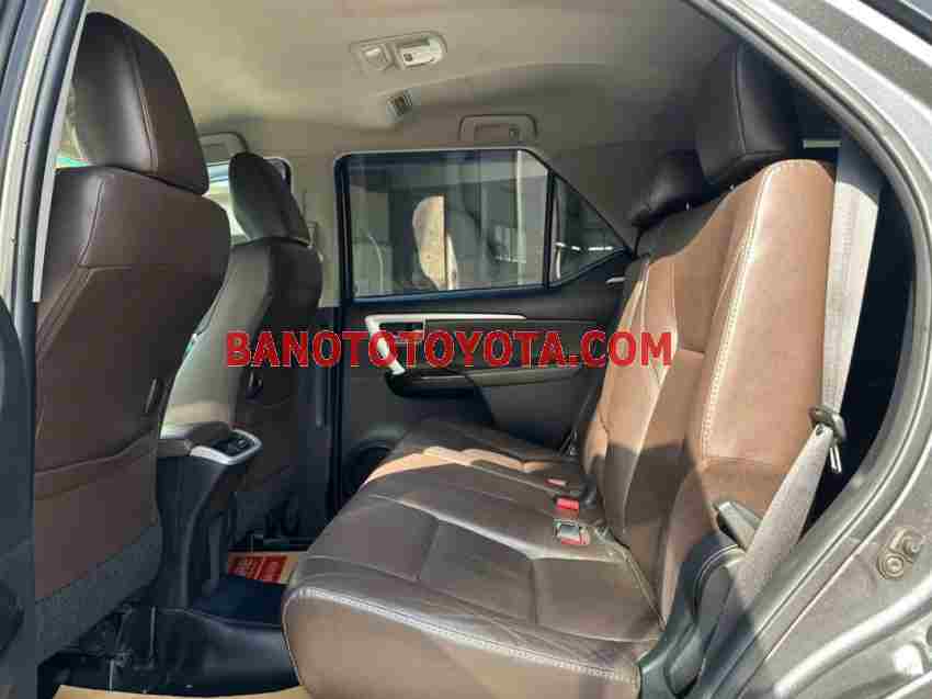 Cần bán gấp Toyota Fortuner 2.7V 4x2 AT năm 2017 giá cực tốt