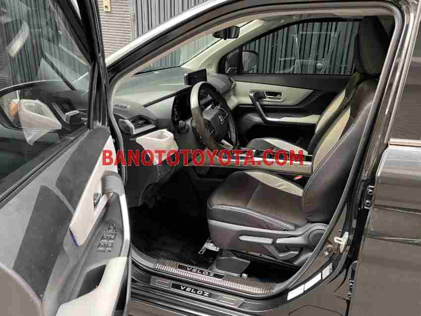 Cần bán gấp xe Toyota Veloz Cross 1.5 CVT năm 2024, màu Đen, Số tự động