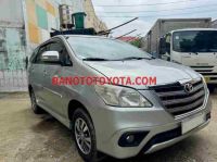 Cần bán gấp xe Toyota Innova 2.0E 2015 màu Bạc