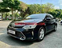 Cần bán Toyota Camry 2.5Q 2017 - Số tự động