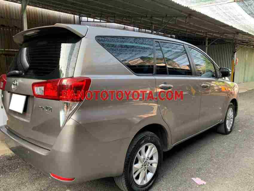Cần bán gấp xe Toyota Innova 2.0G năm 2019, màu Xám, Số tự động