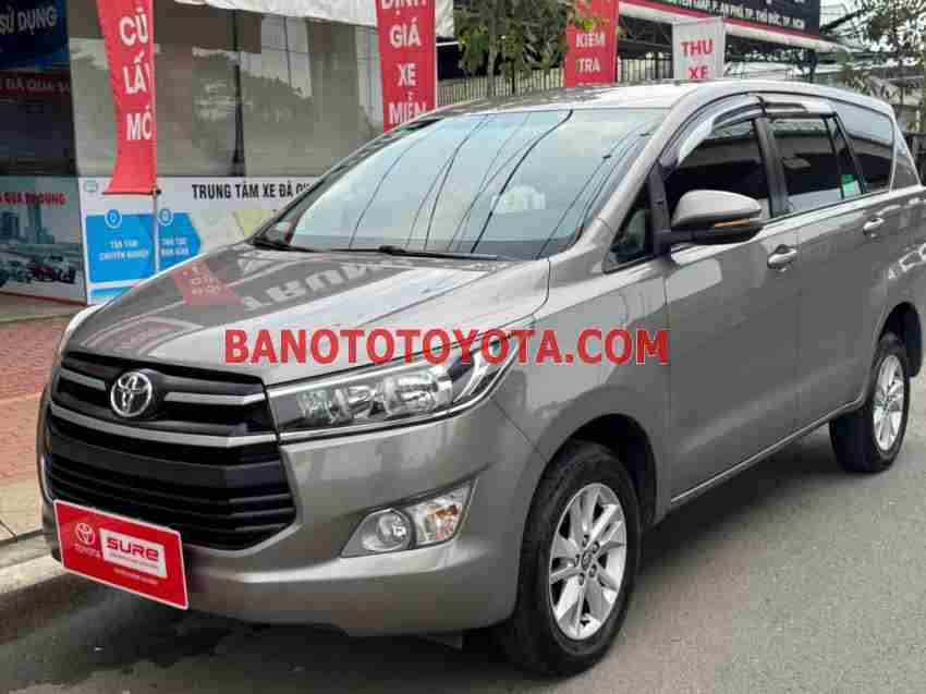 Toyota Innova 2.0E model 2018 xe chuẩn hết ý