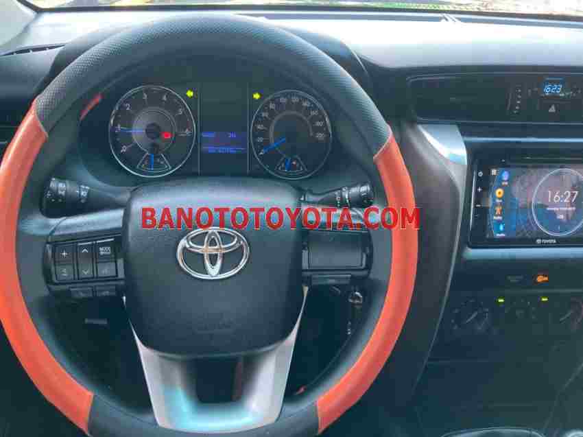 Cần bán gấp xe Toyota Fortuner 2.4G 4x2 MT năm 2019, màu Nâu, Số tay