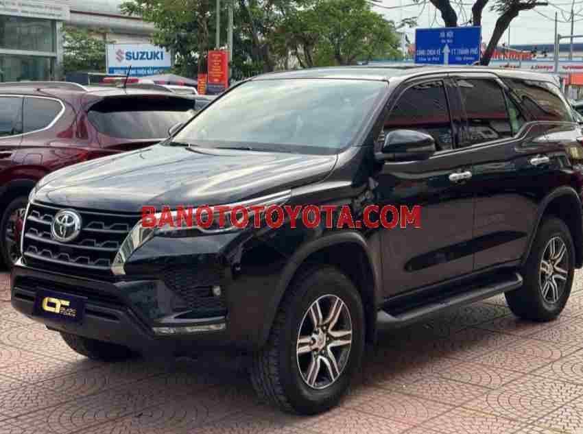 Xe Toyota Fortuner 2.4L 4x2 AT đời 2024 đẹp bán gấp