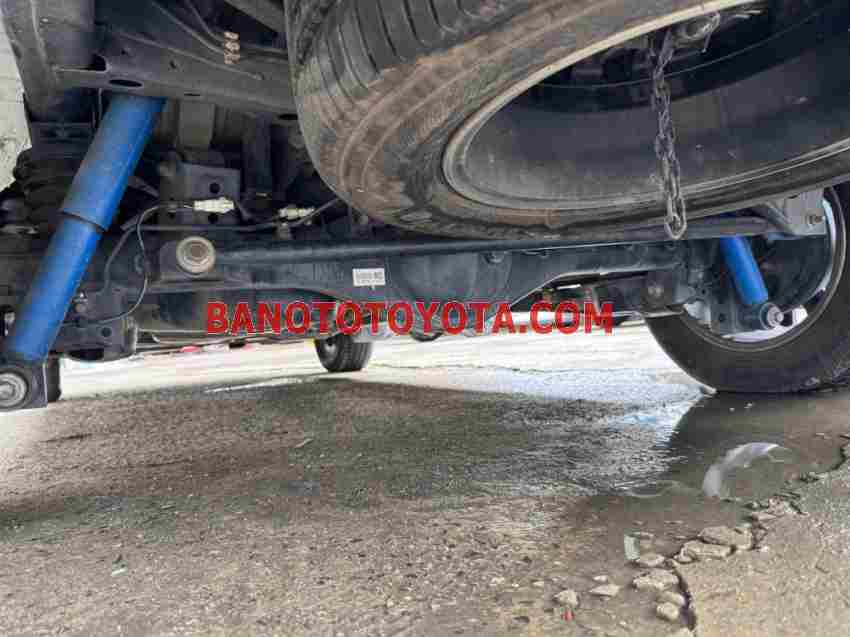 Cần bán gấp xe Toyota Innova 2.0E 2019 màu Trắng