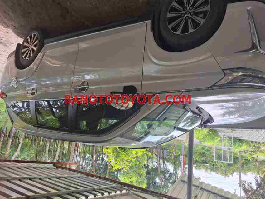 Toyota Veloz Cross 1.5 CVT 2022, xe đẹp, hết ý