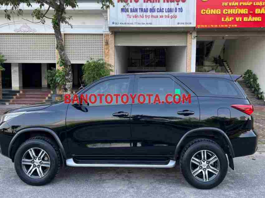Cần bán gấp Toyota Fortuner 2.4L 4x2 MT năm 2022 giá cực tốt