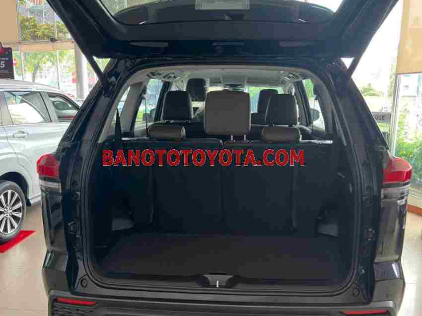 Toyota Innova Cross 2.0 CVT 2025  Số tự động, GIÁ GIẬT MÌNH