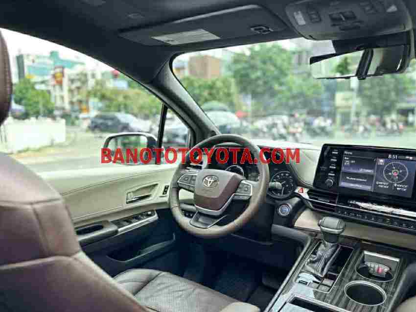 Cần bán gấp Toyota Sienna Platinum 2.5 AT năm 2021 giá cực tốt