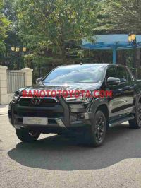 Cần bán gấp xe Toyota Hilux 2.8L 4x4 AT 2021 màu Đen