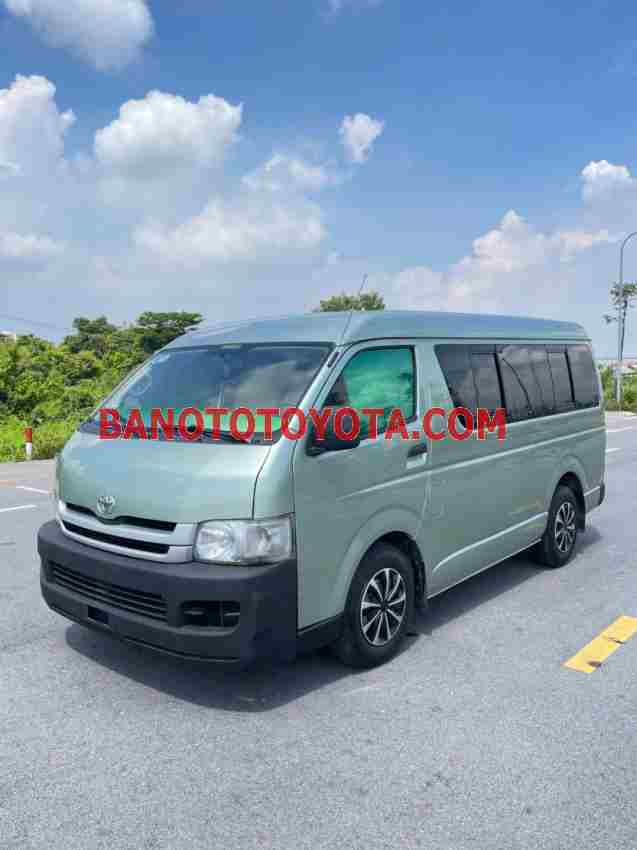 Cần bán gấp xe Toyota Hiace Van 2.5 2010 màu Xanh