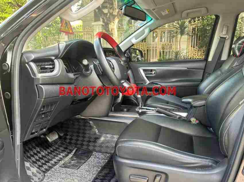 Cần bán xe Toyota Fortuner 2.7L 4x2 AT năm 2022 màu Đen cực đẹp