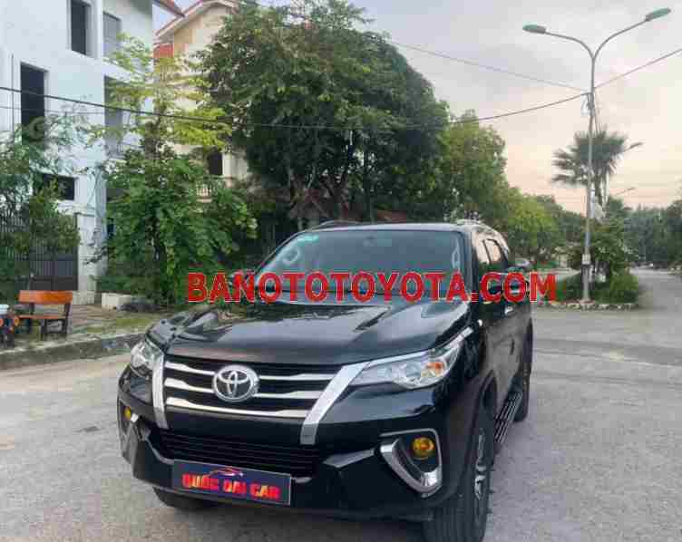 Cần bán xe Toyota Fortuner 2.7V 4x2 AT 2017 Số tự động màu Đen