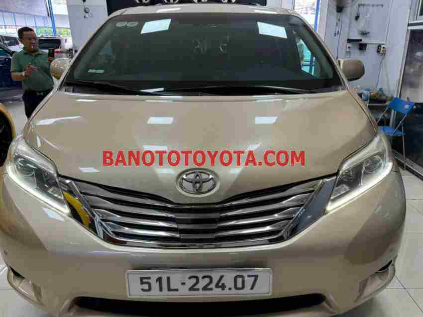 Toyota Sienna Limited 3.5 2011, xe đẹp, hết ý
