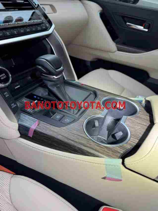 Cần bán xe Toyota Land Cruiser VXR 3.5 V6 đời 2025 Cần bán xe Toyota Land Cruiser VXR 3.5 V6 đời 2025