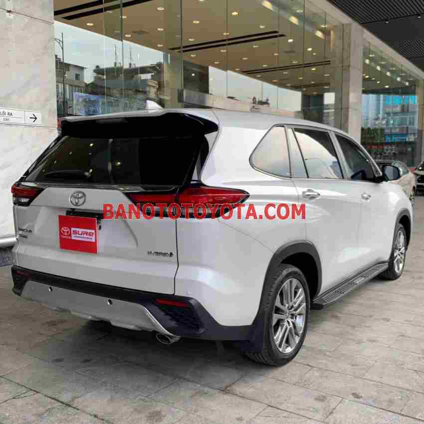 Cần bán xe Toyota Innova Cross HEV 2.0 CVT màu Trắng 2024